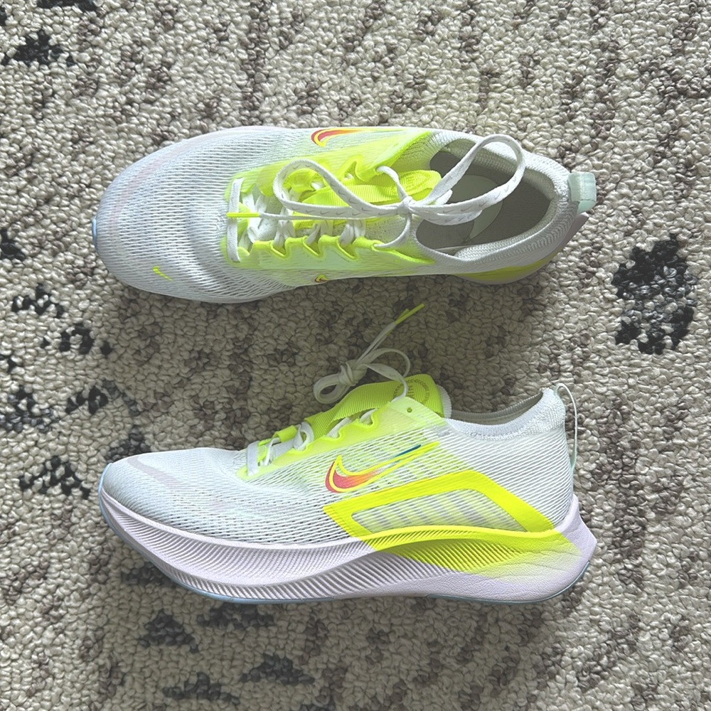 Nike Zoom Fly 4 (worn 2x)